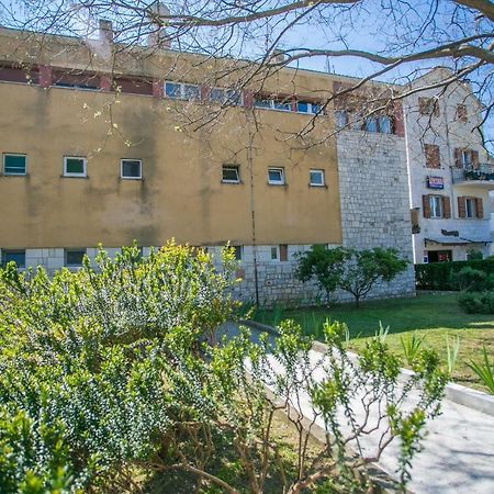 Modern Living In The Heart Of Trogir 아파트 외부 사진